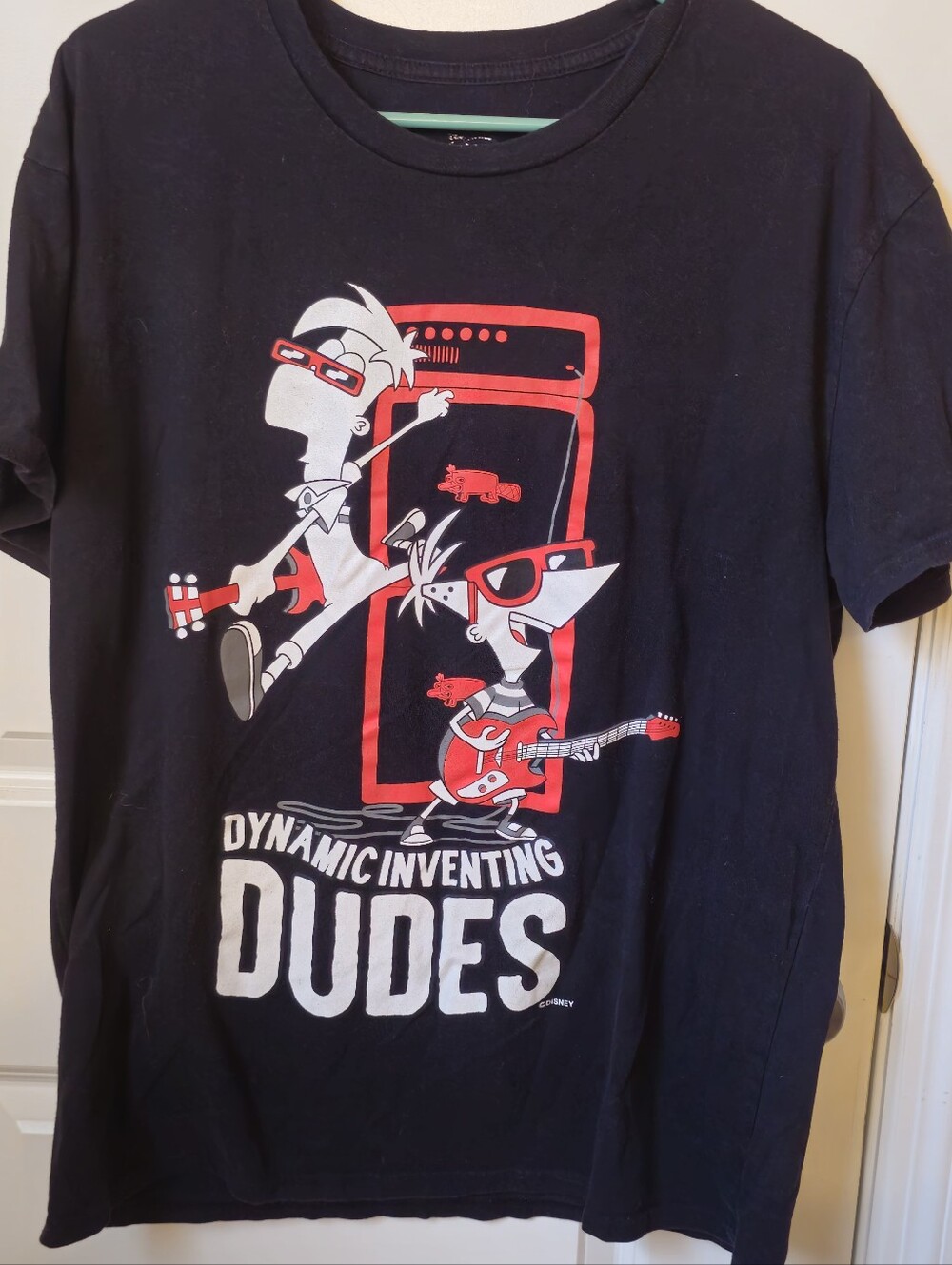 Black 'Dynamic Inventing Dudes' Graphic Tee with Red & White Print